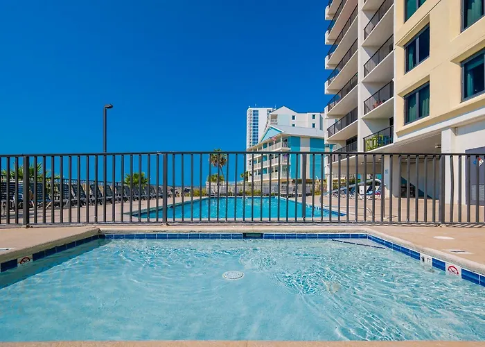 Apartment Island Winds West 380