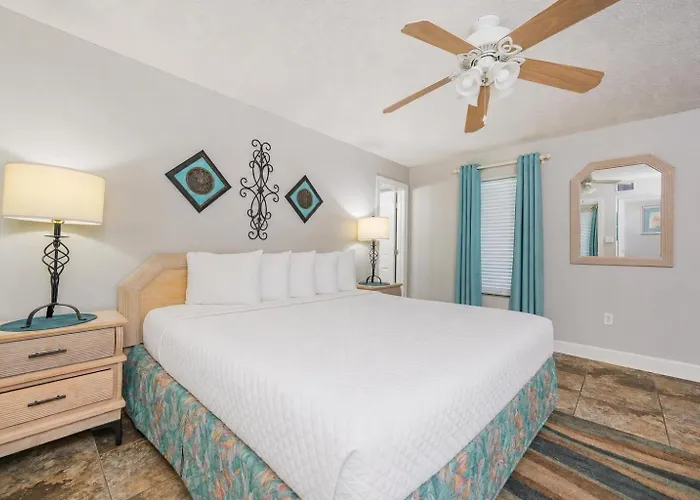 Apartment Island Winds West 380 *